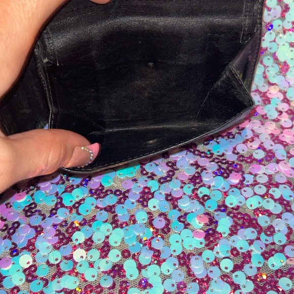 Gucci Wallet - Picture 7 of 9